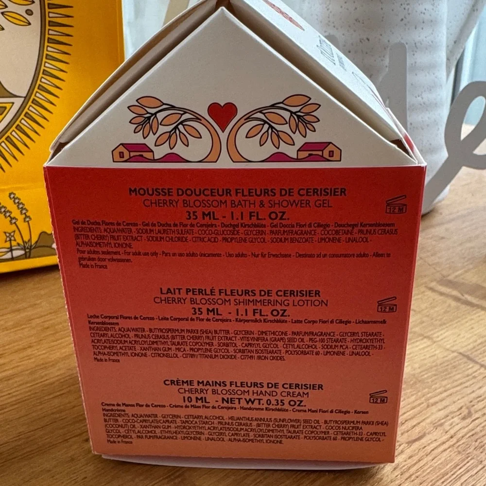 L'OCCITANE Cherry Blossom Trio Set - Pink & Silver - Picture 3 of 9